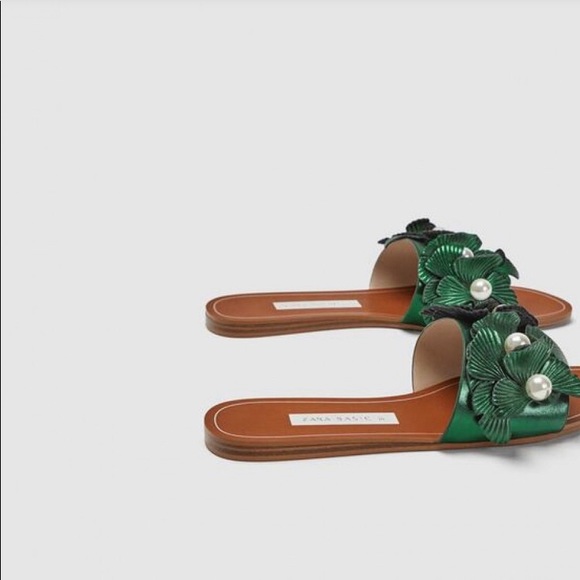 SOLD! Zara Pearl Detail Green Floral Slides Sandal - Picture 3 of 8